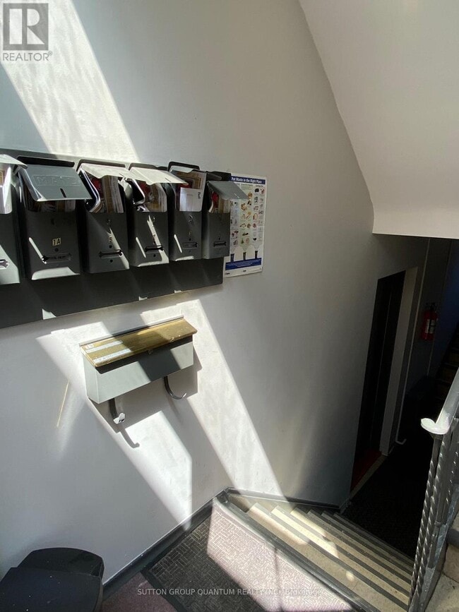 Building Photo - 25A Milton St