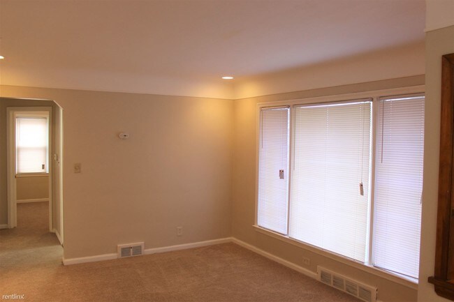 Foto del edificio - 15005 Beech Daly Rd