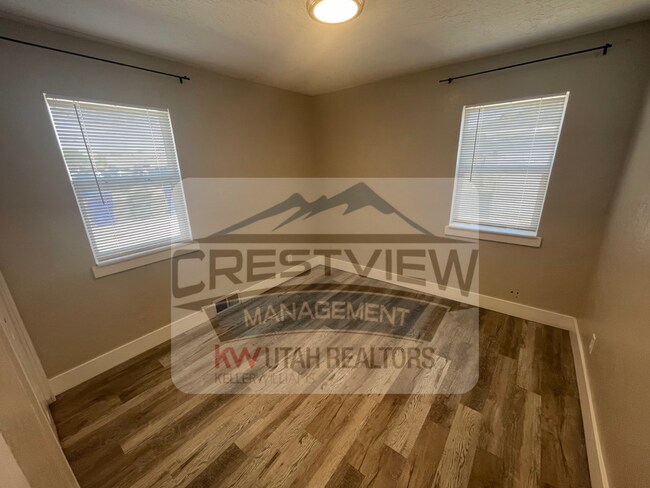 Foto del edificio - Claybourne Duplex