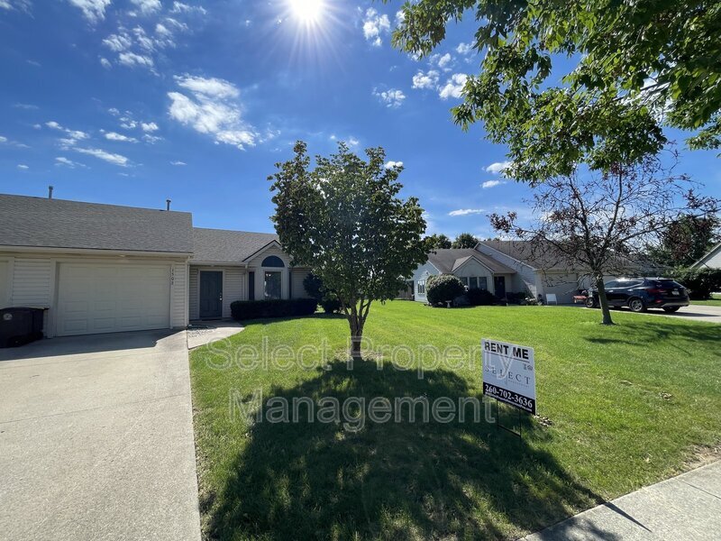 Primary Photo - 1502 Flagstone Dr
