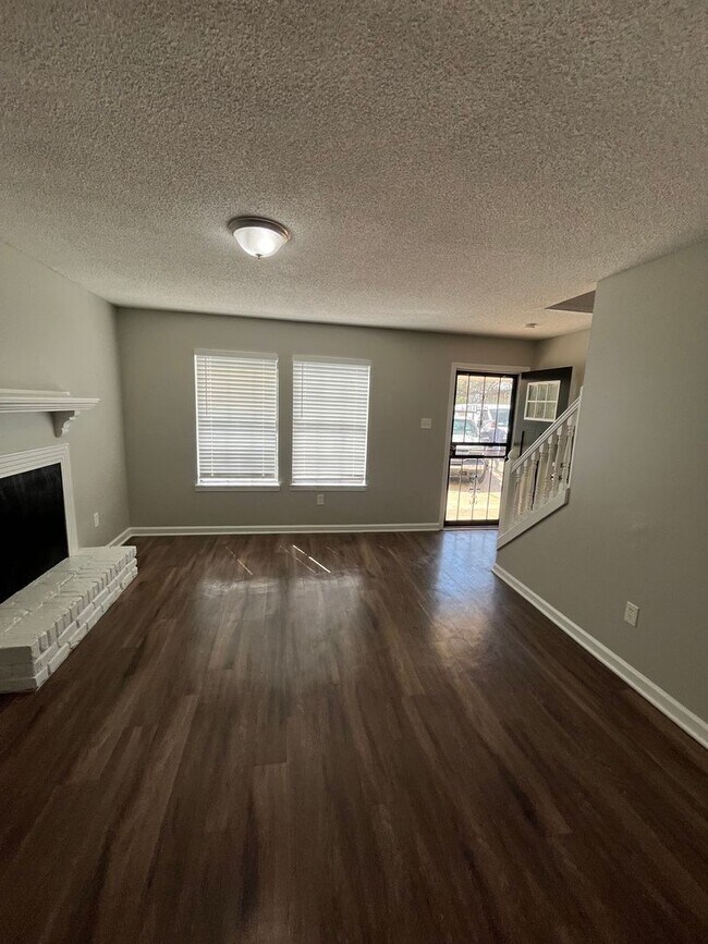 Foto del edificio - 3548 Christine Rd
