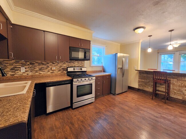 Foto del edificio - 8 Riverside Ct