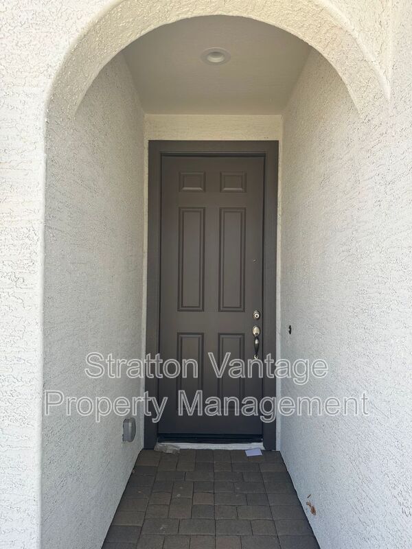 Foto del edificio - 235 N 156th Dr