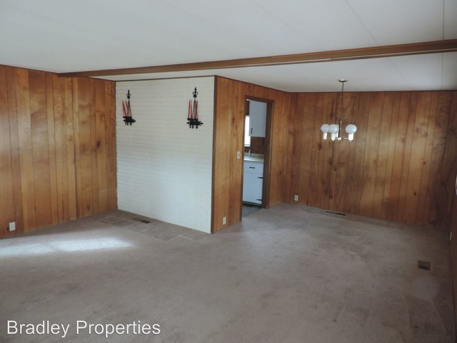 Building Photo - 5405 E Gambel Quail Pl