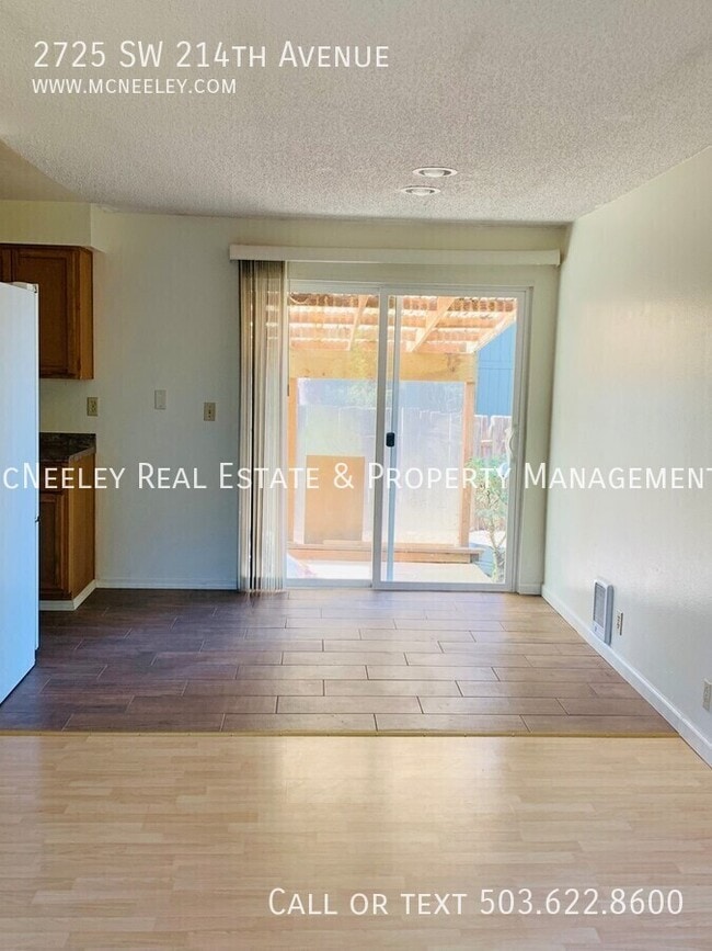 Foto del edificio - 2725 SW 214th Ave