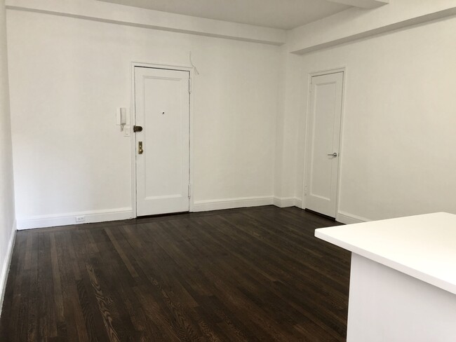 Foto del edificio - 140 E 46th St