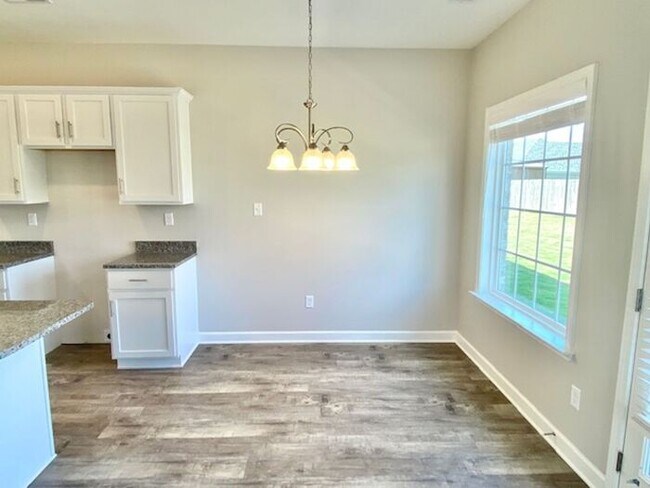 Foto del edificio - Now Leasing a 4-bedroom 2.5 bath home in Walls, Mississippi at Mallard Park