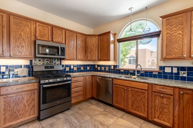 Building Photo - 1573 Kachina Ridge Dr
