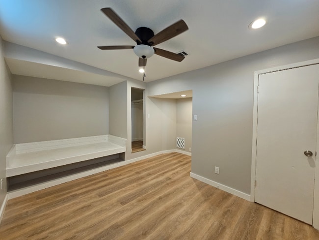 Building Photo - 4319 Baynard Dr