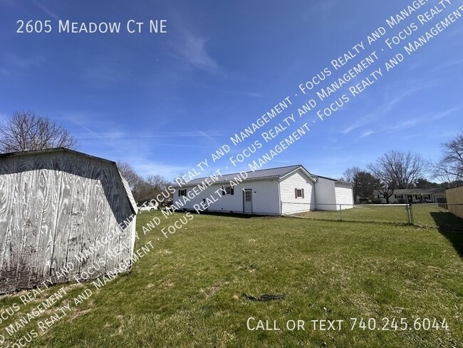 Foto del edificio - 2605 Meadow Ct NE