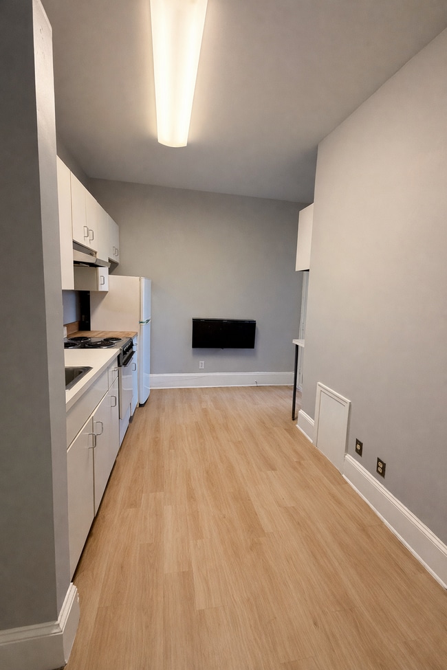 Photo - 705 8th St SE Townhome