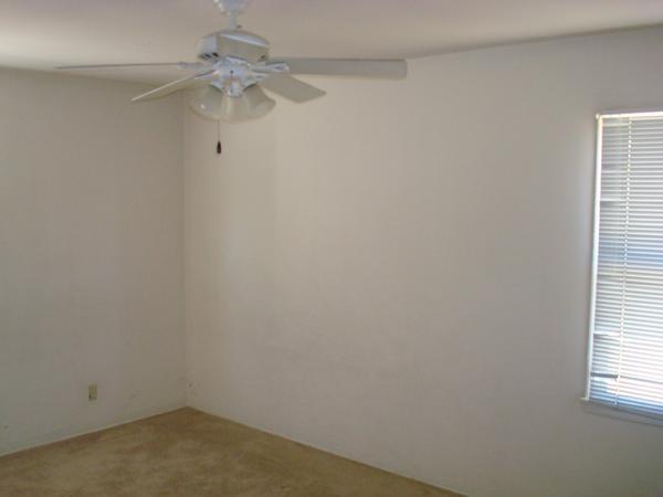 Foto del edificio - Long Beach- 2bd 1ba- yard, garage, hardwoo...