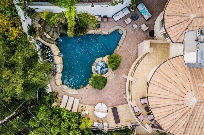 Foto del edificio - 1441 Robmar Dr