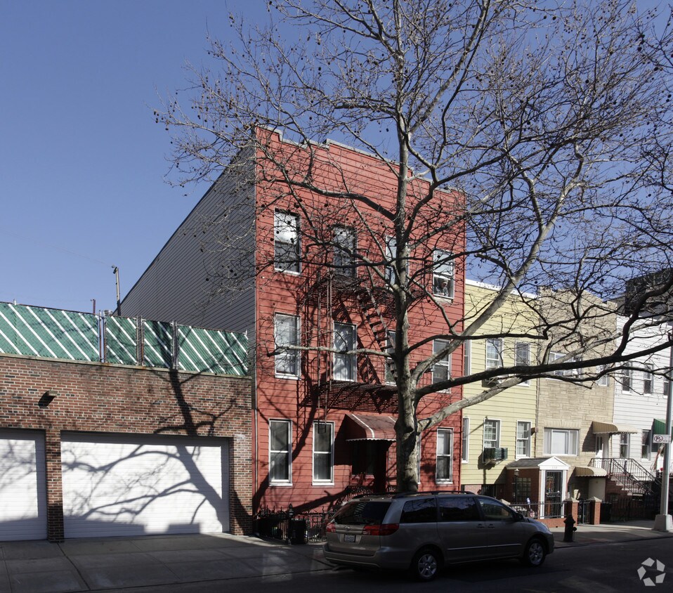 Foto del edificio - 112 Diamond St