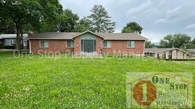 Building Photo - 8021 Holmes Rd