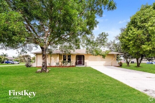 Building Photo - 1128 SW 11th Ct