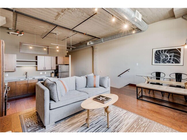 Foto del edificio - 730 N Washington Ave