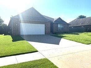 Building Photo - 14537 S Urbana Ct