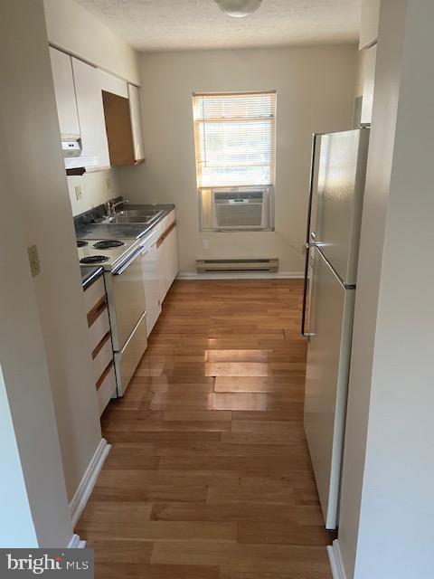 Primary Photo - 206 Freeton Ct