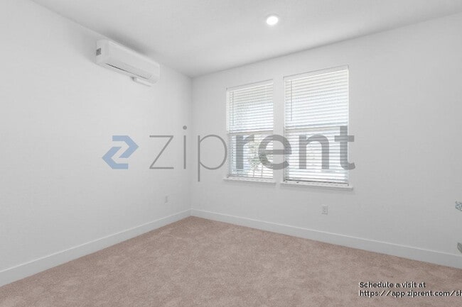 Building Photo - 8088 Monterey Pebble Wy
