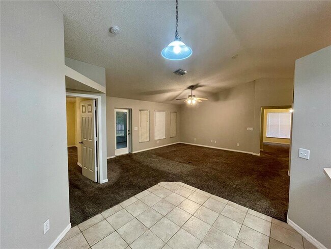 Foto del edificio - 12119 Warwick Cir