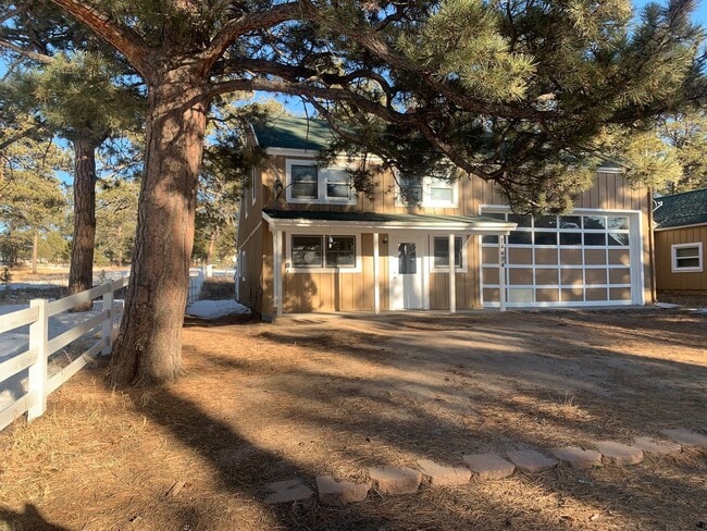 Building Photo - Black Forest Single Family Home