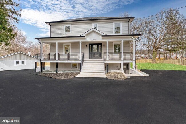 Foto del edificio - 9300 Riggs Rd