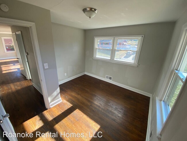 Foto del edificio - 3 br, 1 bath House - 3731 Signal Hill Ave NW