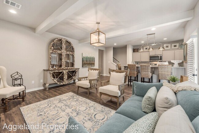 Foto del edificio - 3 br, 3.5 bath House - 2845 Papa Bear Driv...