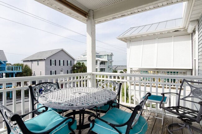 Foto del edificio - 812 Canal Dr