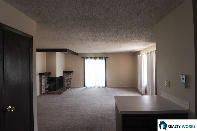 Foto del edificio - 3920 Sweetbriar Ln