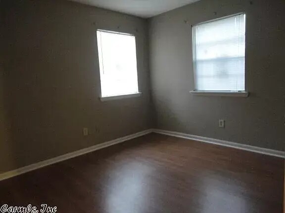 Foto del edificio - 5911 Southwick Drive