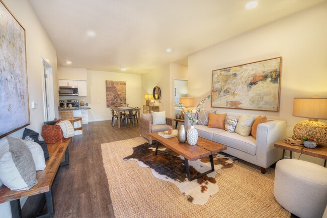 3x2 Ventura B Living Room - Four Seasons Central