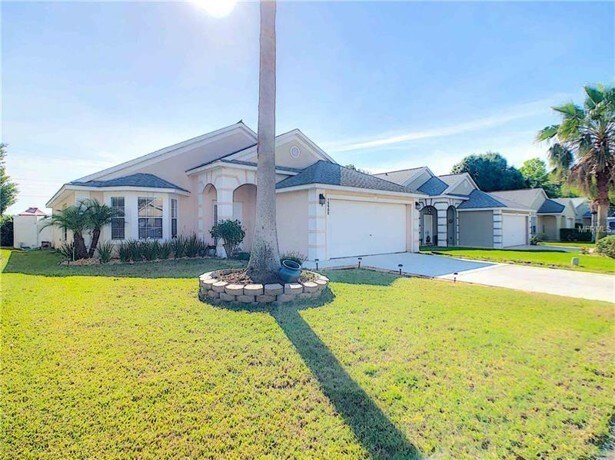 Primary Photo - 15900 Autumn Glen Ave, Clermont, FL 34714