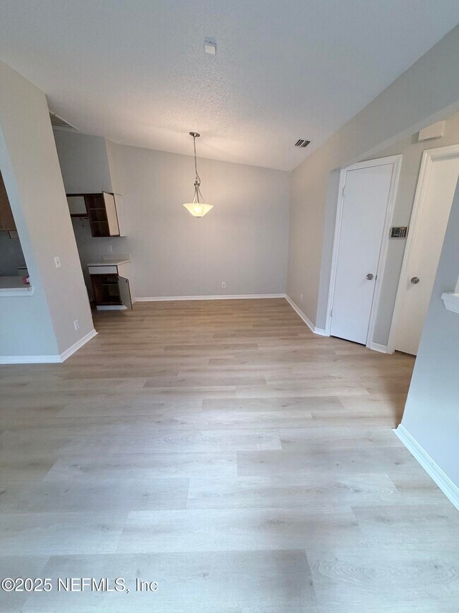 Foto del edificio - 5826 Liska Dr