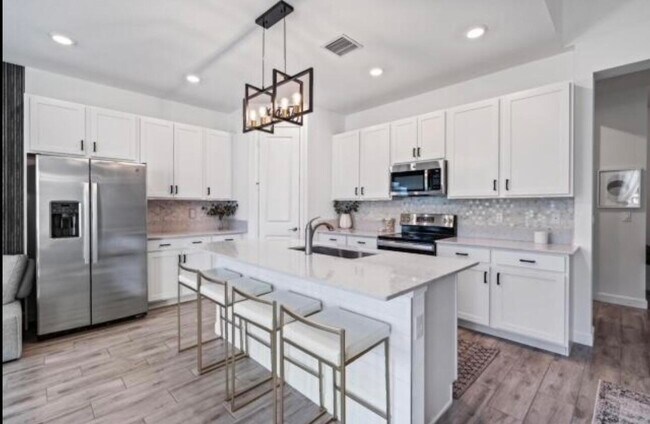 Building Photo - 9041 Zevon Ct