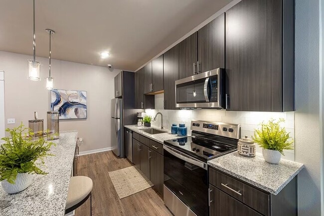 Photo - Stylish Living, Perfectly Located Apartment