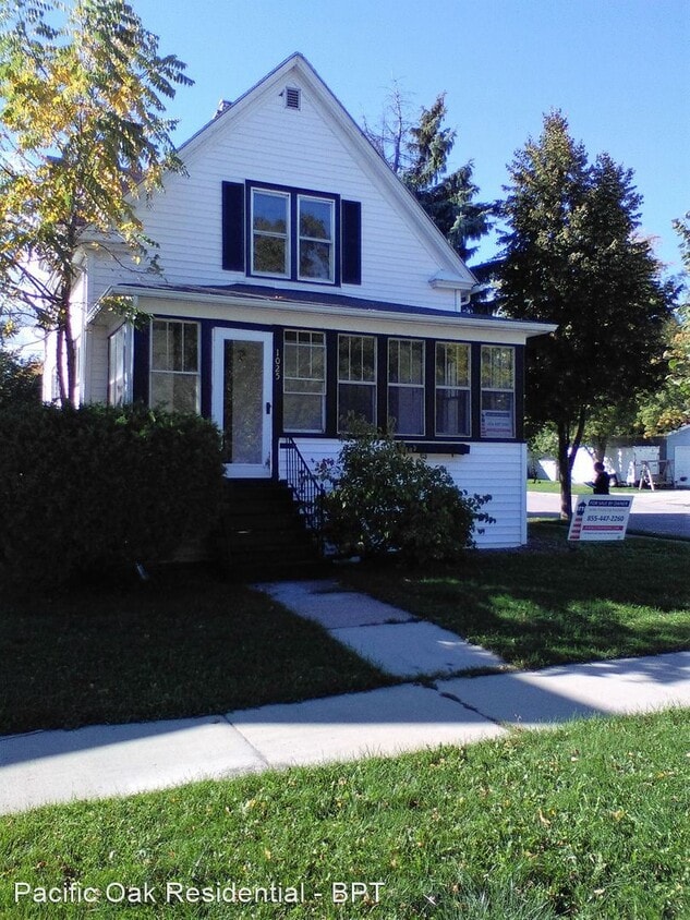 Primary Photo - 4 br, 1 bath House - 1025 Wisconsin Ave
