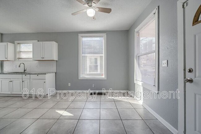 Foto del edificio - 131 S Willow Ave