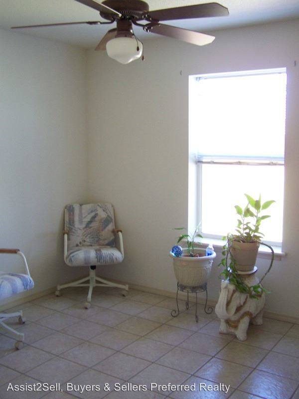 Building Photo - 3 br, 2 bath House - 2324 Sierra Vista Ct