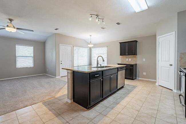 Cocina - 327 Chestnut Ln