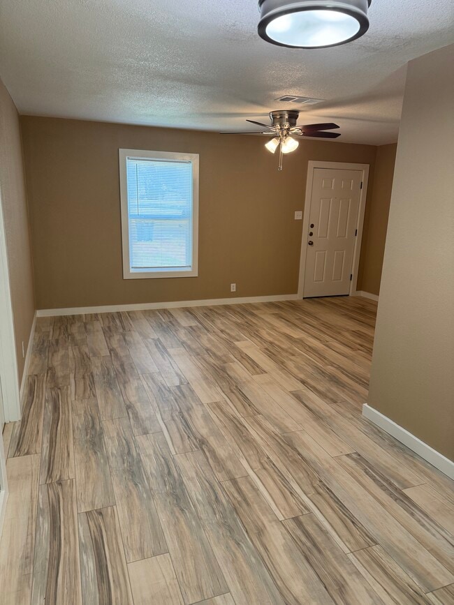 Building Photo - 1108 Culp Ave