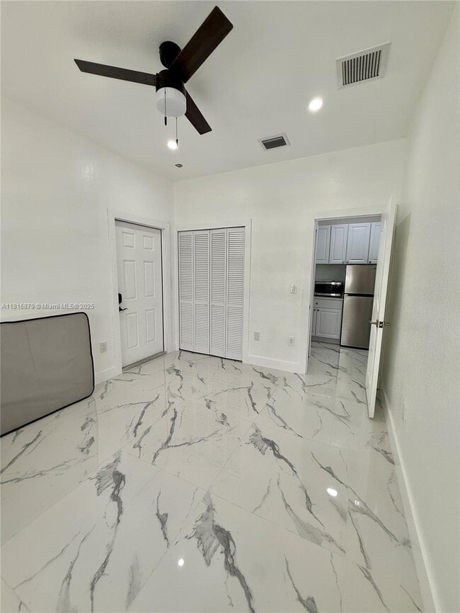 Foto del edificio - 1407 SE 6th St