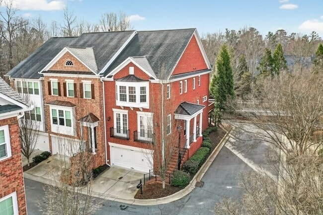 Building Photo - 7205 Lowery Oak Dr