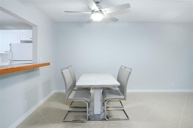 Foto del edificio - 770 SE 2nd Ave