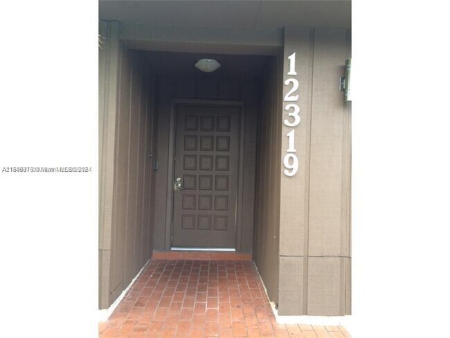 Foto del edificio - 12319 SW 110th South Canal St Rd