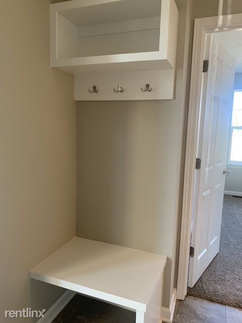 Foto del edificio - 4 br, 2.5 bath House - 435 Constitution Ave