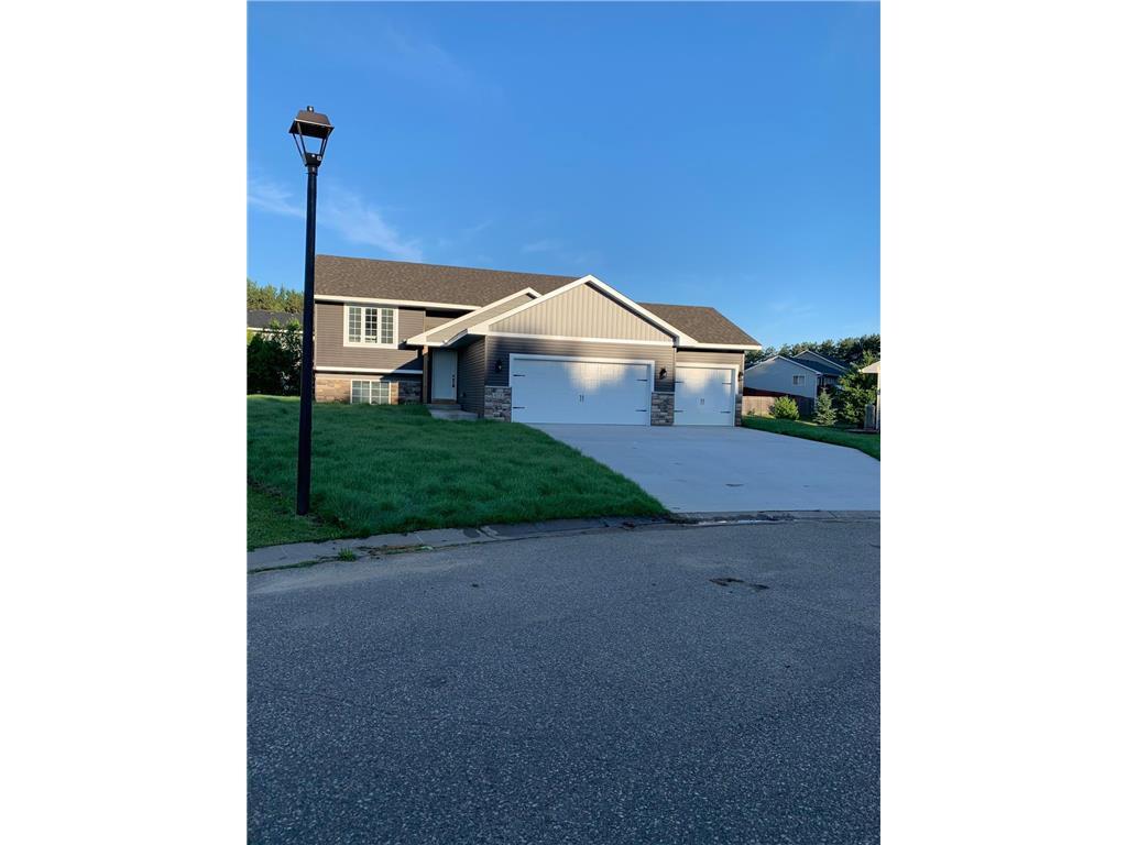 473 Martin Way, Somerset, WI 54025 House Rental in Somerset, WI