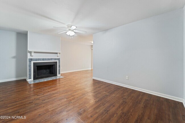 Building Photo - 17 S Onsville Pl