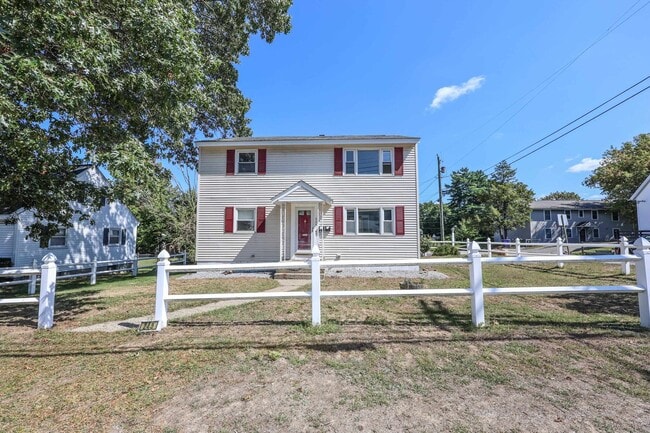 Building Photo - 245 Calef Rd